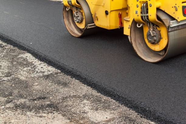 Best Commercial Driveway Pavers  in Lewiston, UT